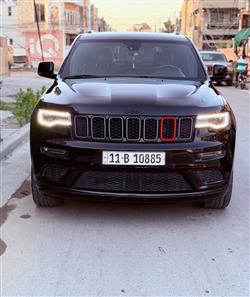 جیپ گراند شیرۆکی